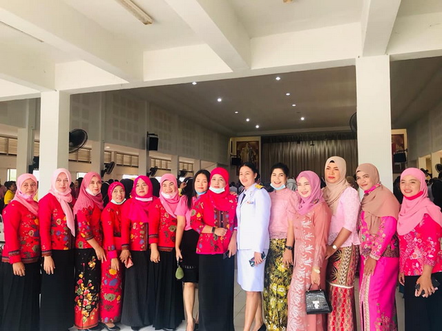 พิธีวางพวงมาลาเพื่อน้อมรำลึกเนื่องในวันคล้ายวันสวรรคตพระบาทสมเด็จพระจุลจอมเกล้าเจ้าอยู่หัว
