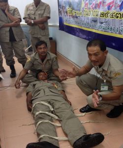 โครงการฝึกอบรม ทบทวนอาสามัครป้องกันภัยฝ่ายพลเรือน (อปพร.) ระหว่างวันที่ 9-11 กันยายน 2557