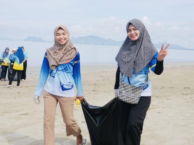 องค์การบริหารส่วนตำบลตลิ่งชัน สำนักปลัด จัดโครงการ Big Cleaning Day  ประจำปี 2567